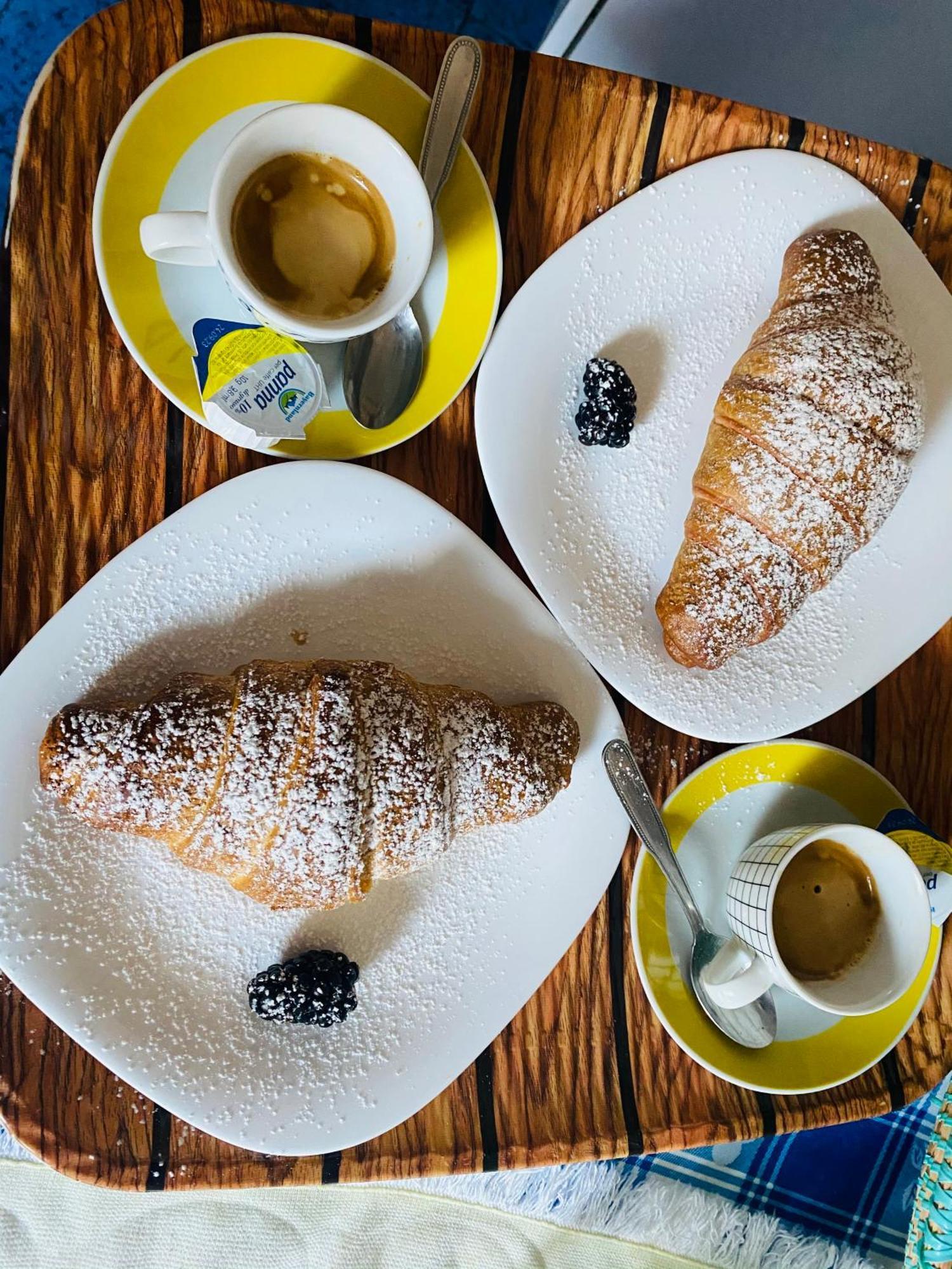 Filippo Secondo Naples Luaran gambar